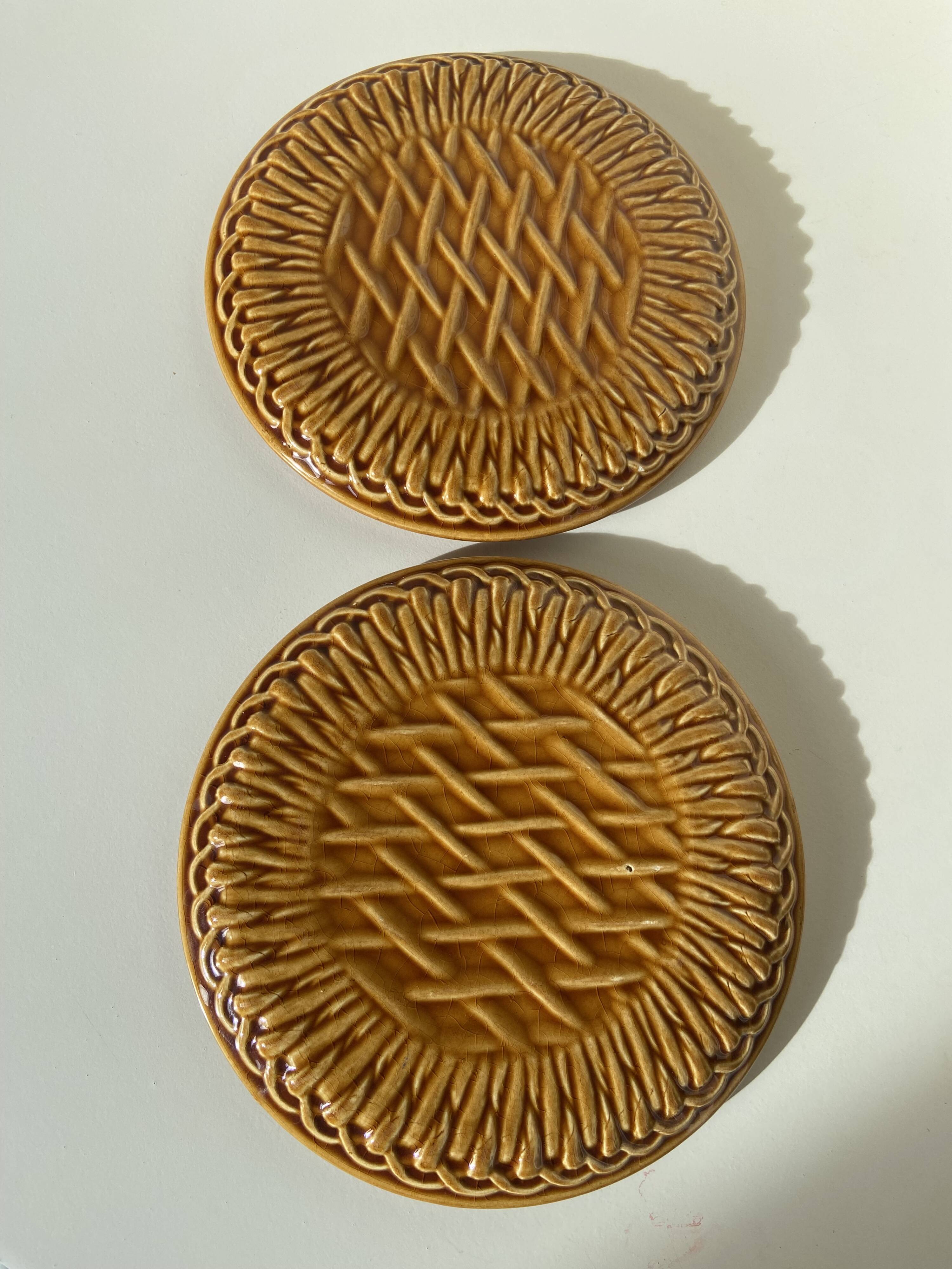 Lot de 2 dessous de plat en barbotine faïence de gien - création val d'or, jaune moutarde imitation