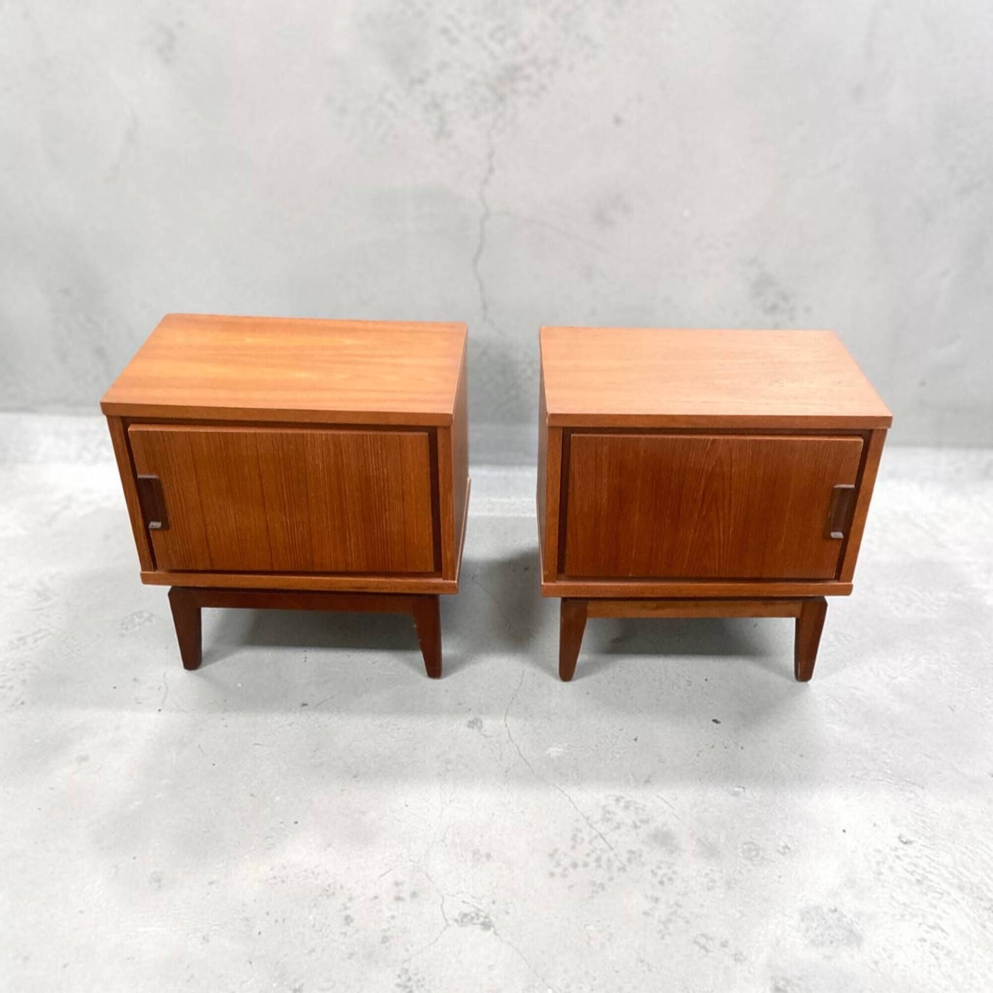 Mid-Century bedside table in Scandinavian teak style