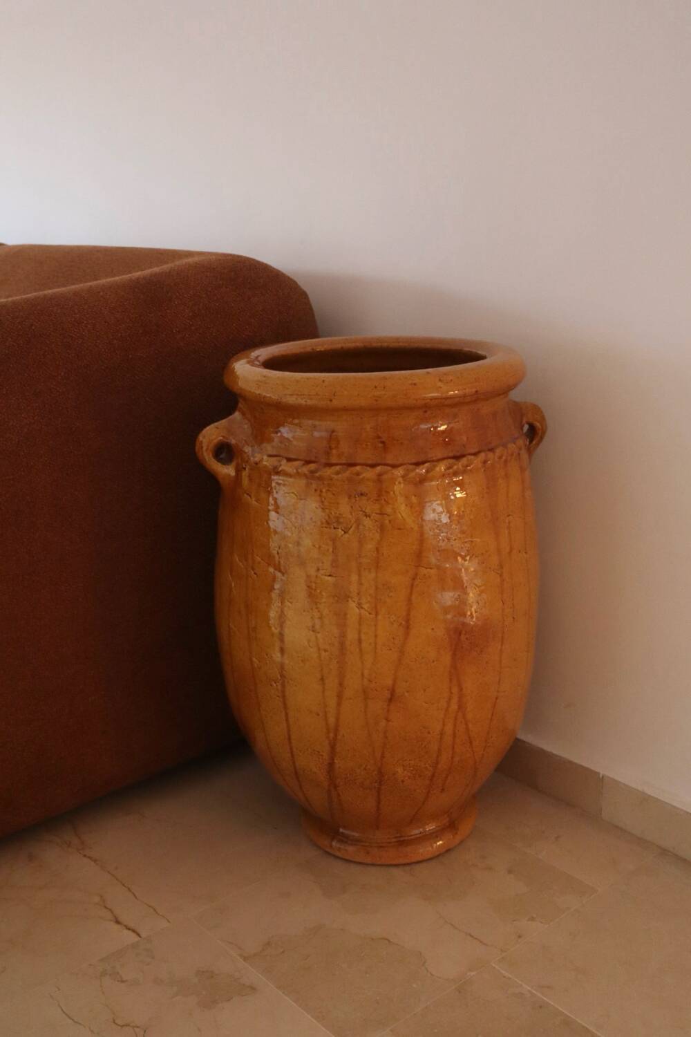 Large terracotta jar tamegroute enameled in curry yellow