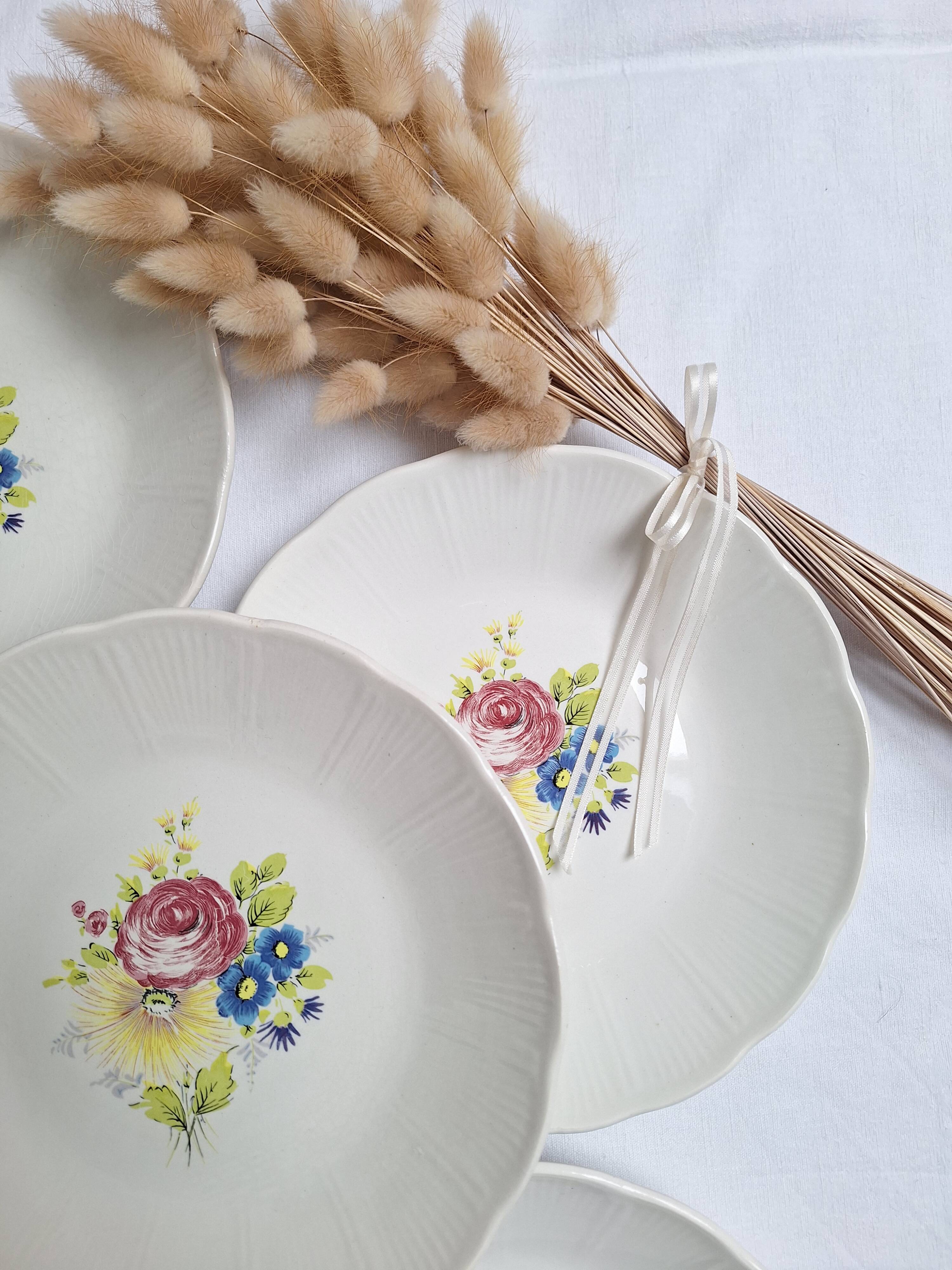 Vintage floral soup plates