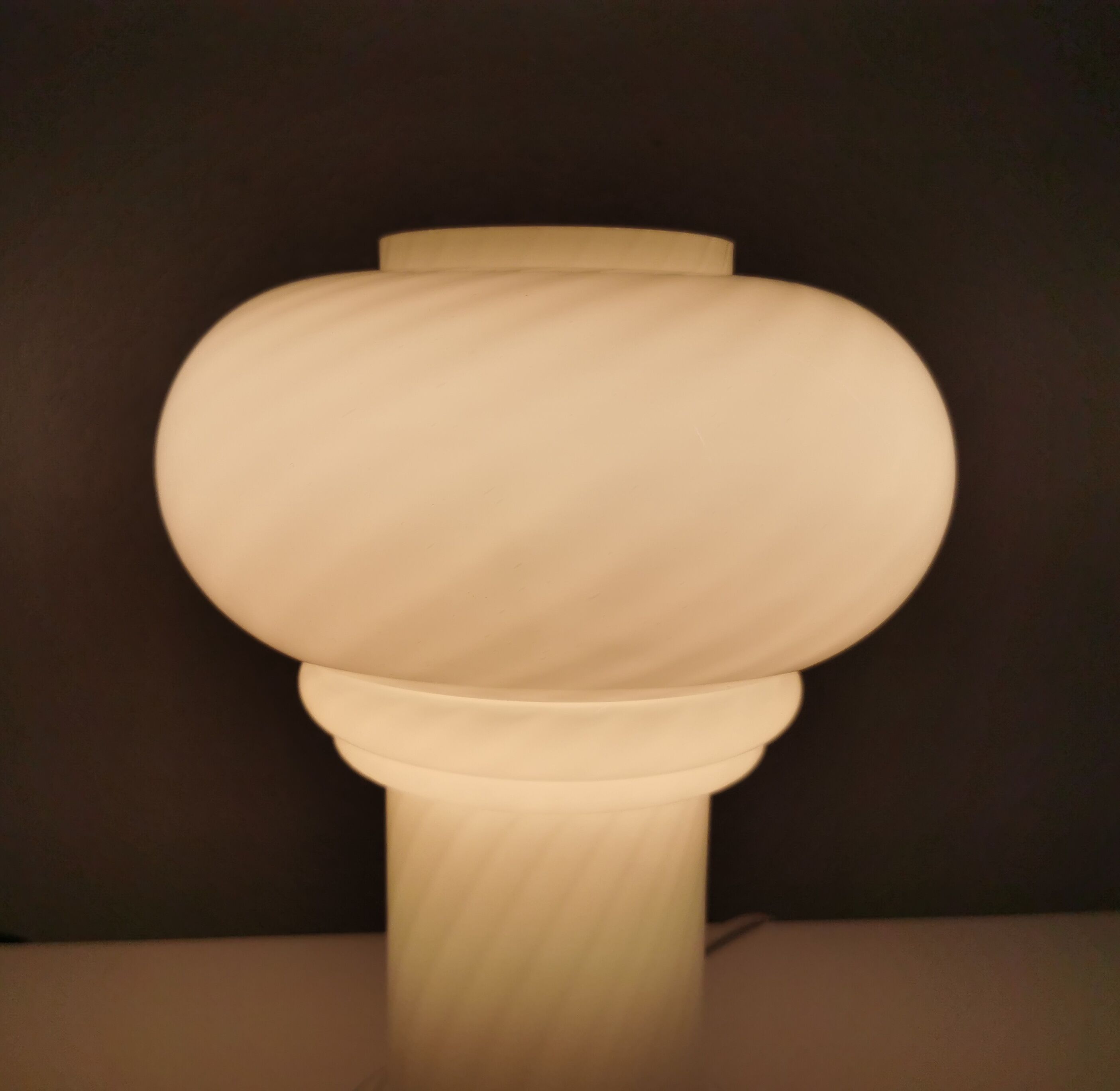 Set of 2 white glass mushroom table lamps, eighties