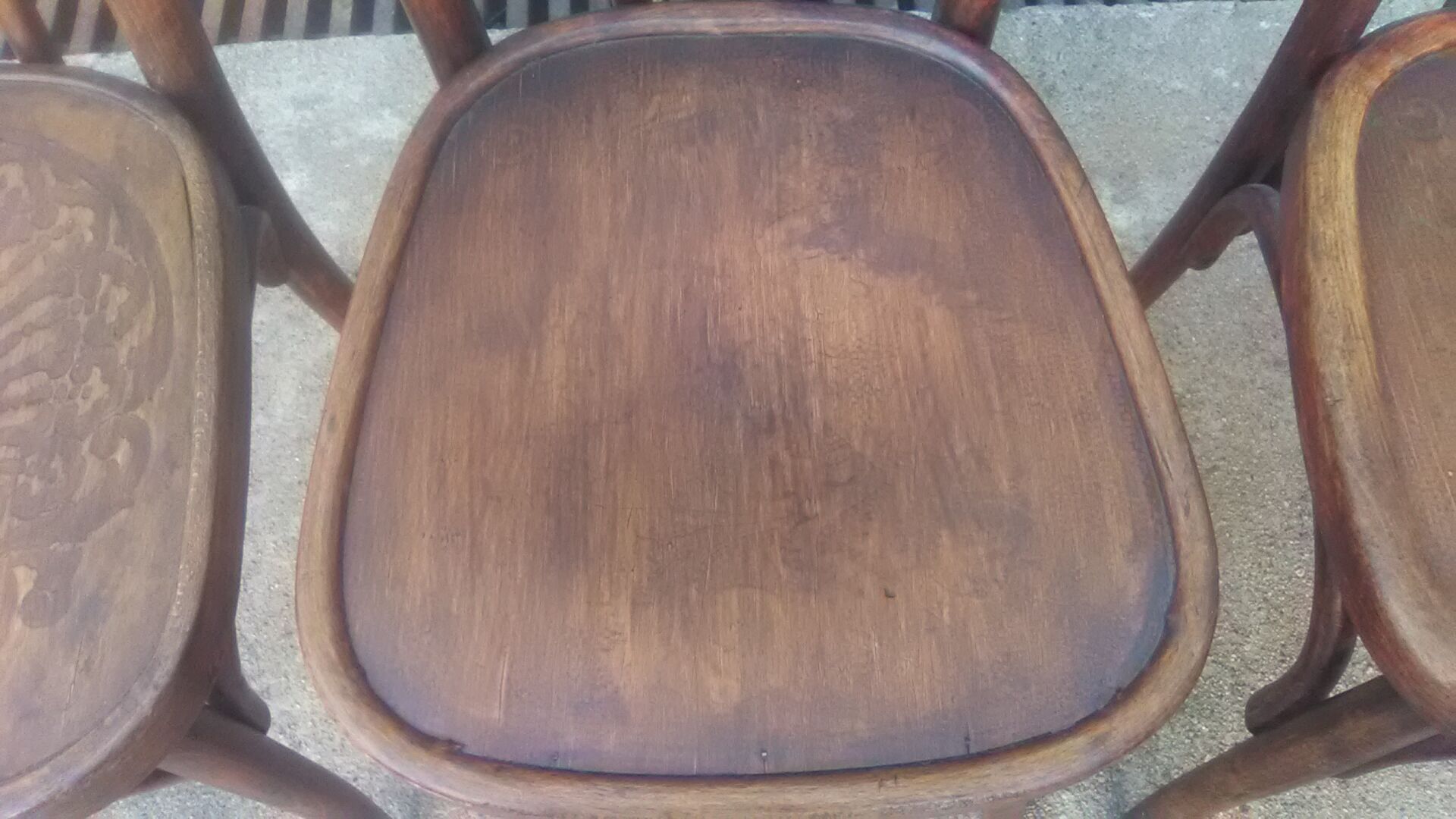 Lot of 6 mismatched bistro chairs