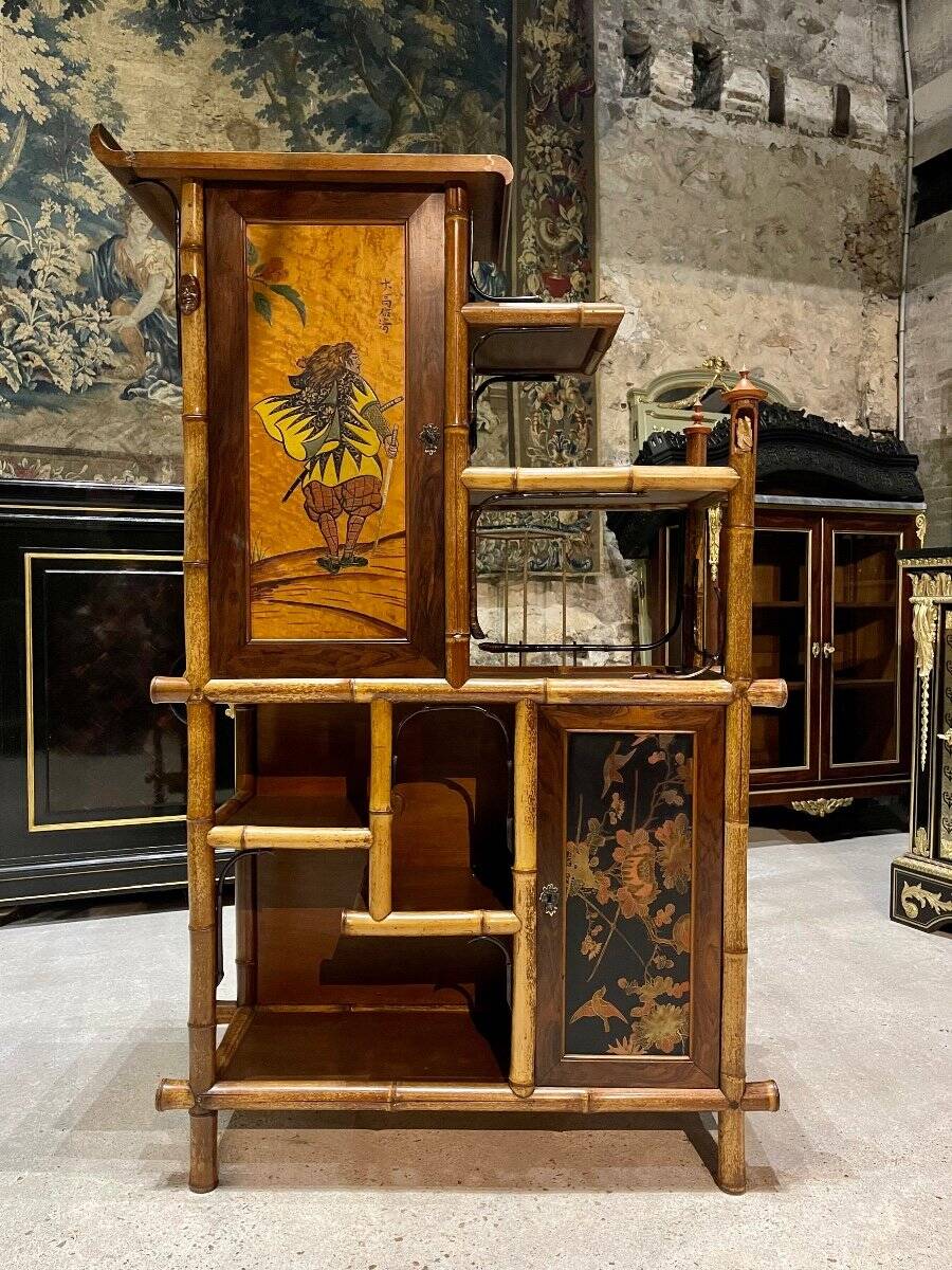 Japanese-style cabinet attributed to Perret and Vibert from the Napoleonic III period.