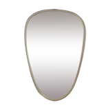 Asymmetrical free-form mirror from the 60s-70s