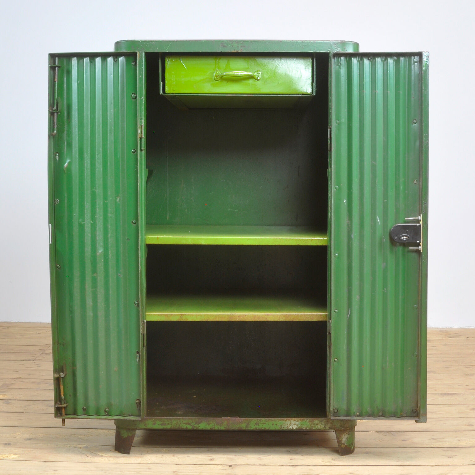 Vintage industrial cabinet, 1950