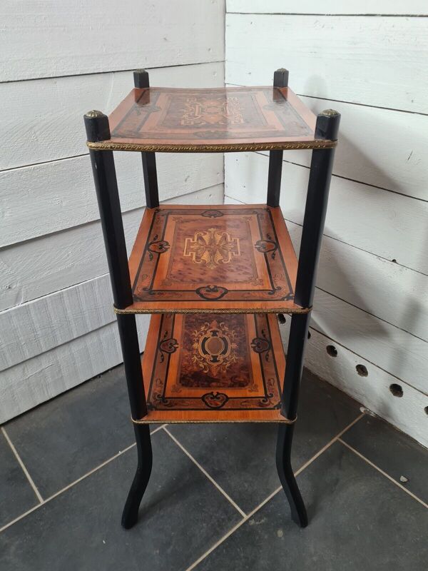 Table d'appoint en marqueterie style Napoleon lll