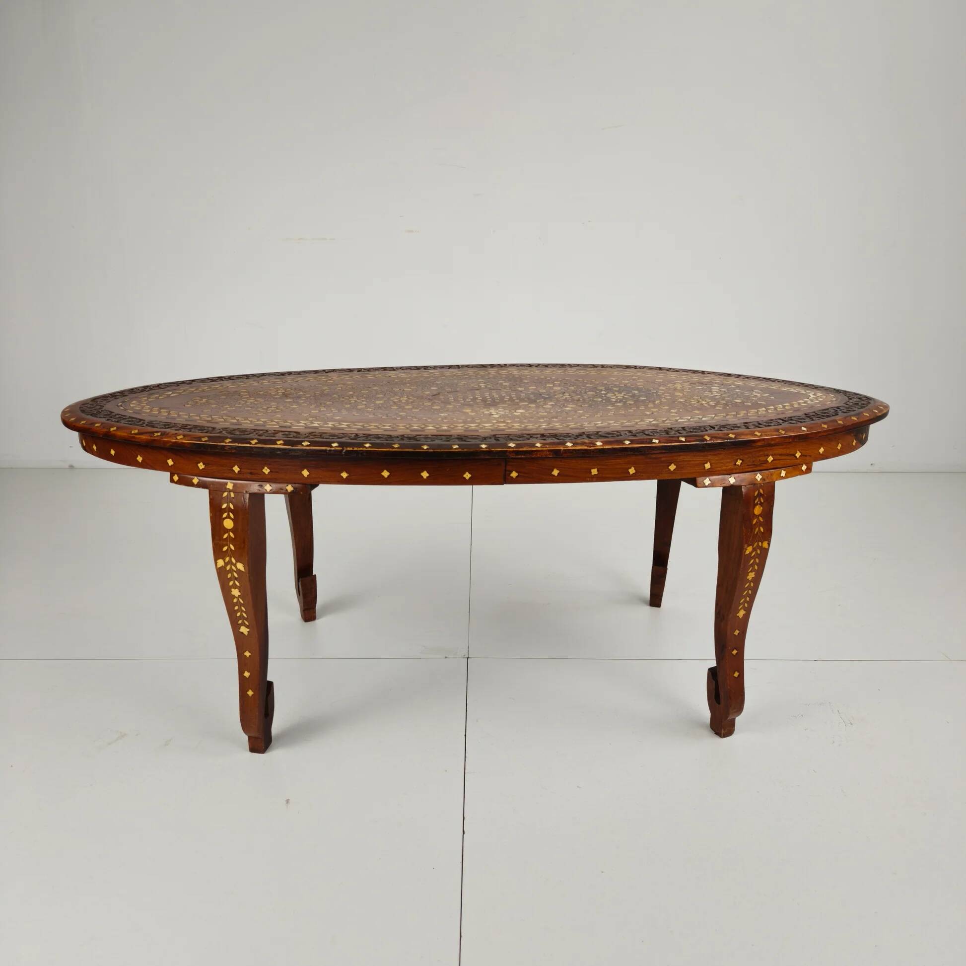 20th century Anglo-Indian inlaid bone coffee table