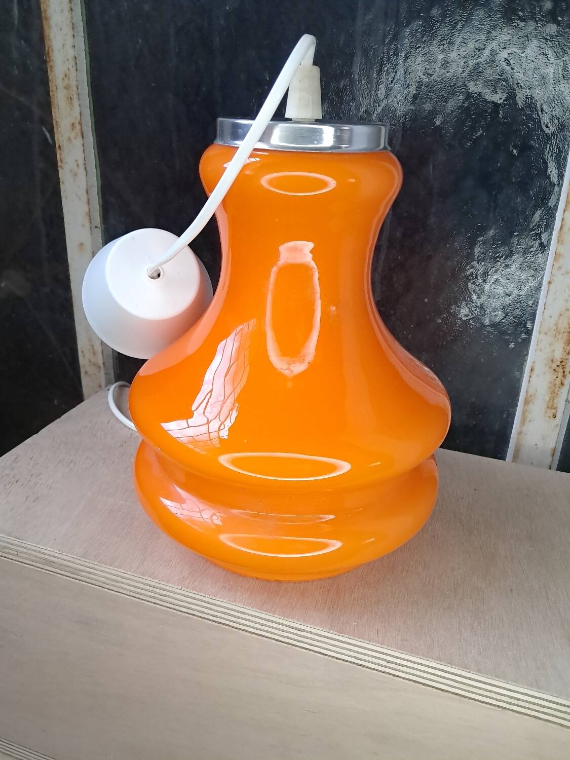 Orange opaline