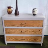 Ancienne commode en bois peint et pitchpin