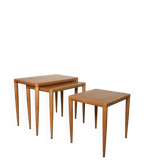 Ensemble de tables gigognes en bois de chêne, Danemark, années 1960, set de 3.