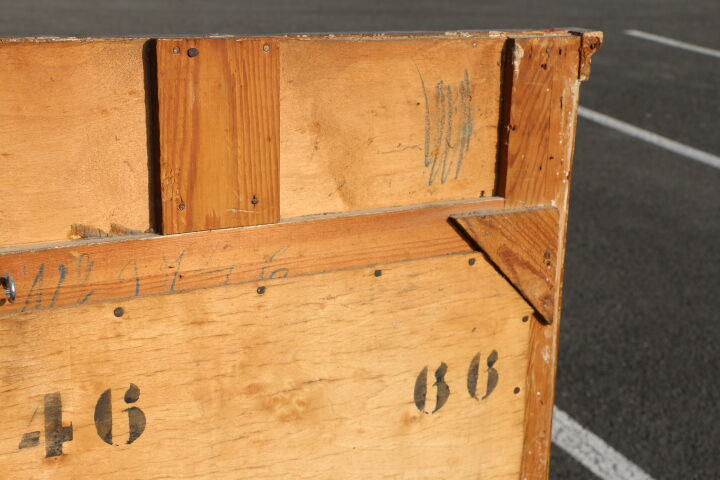 Gold beveled rectangular mirror 126x80cm