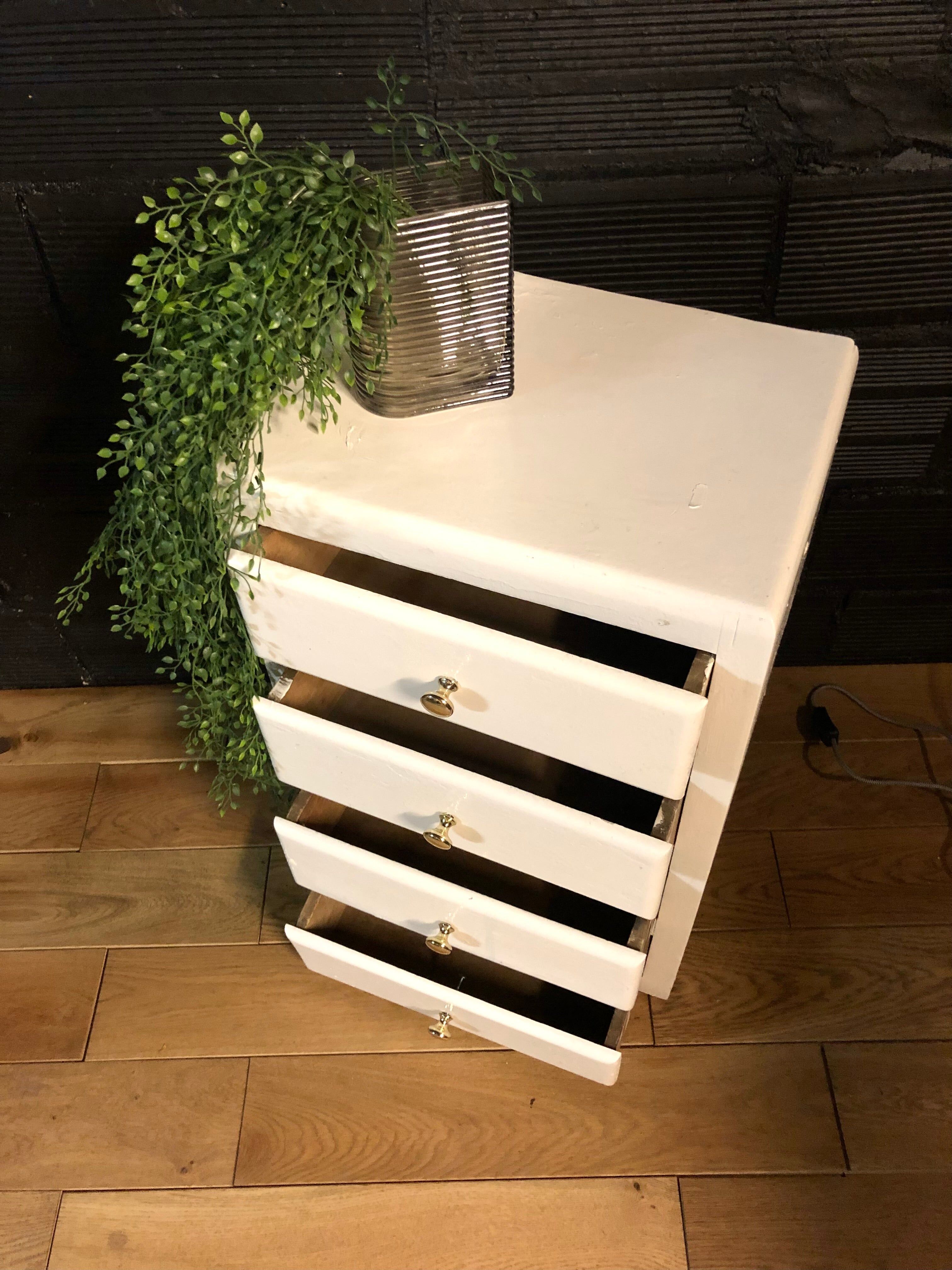 Piece of furniture from the 30s