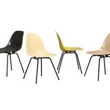 Ensemble de chaises d'appoint en fibre de verre Charles & Ray Eames DSX multicolores pour Herman Mi