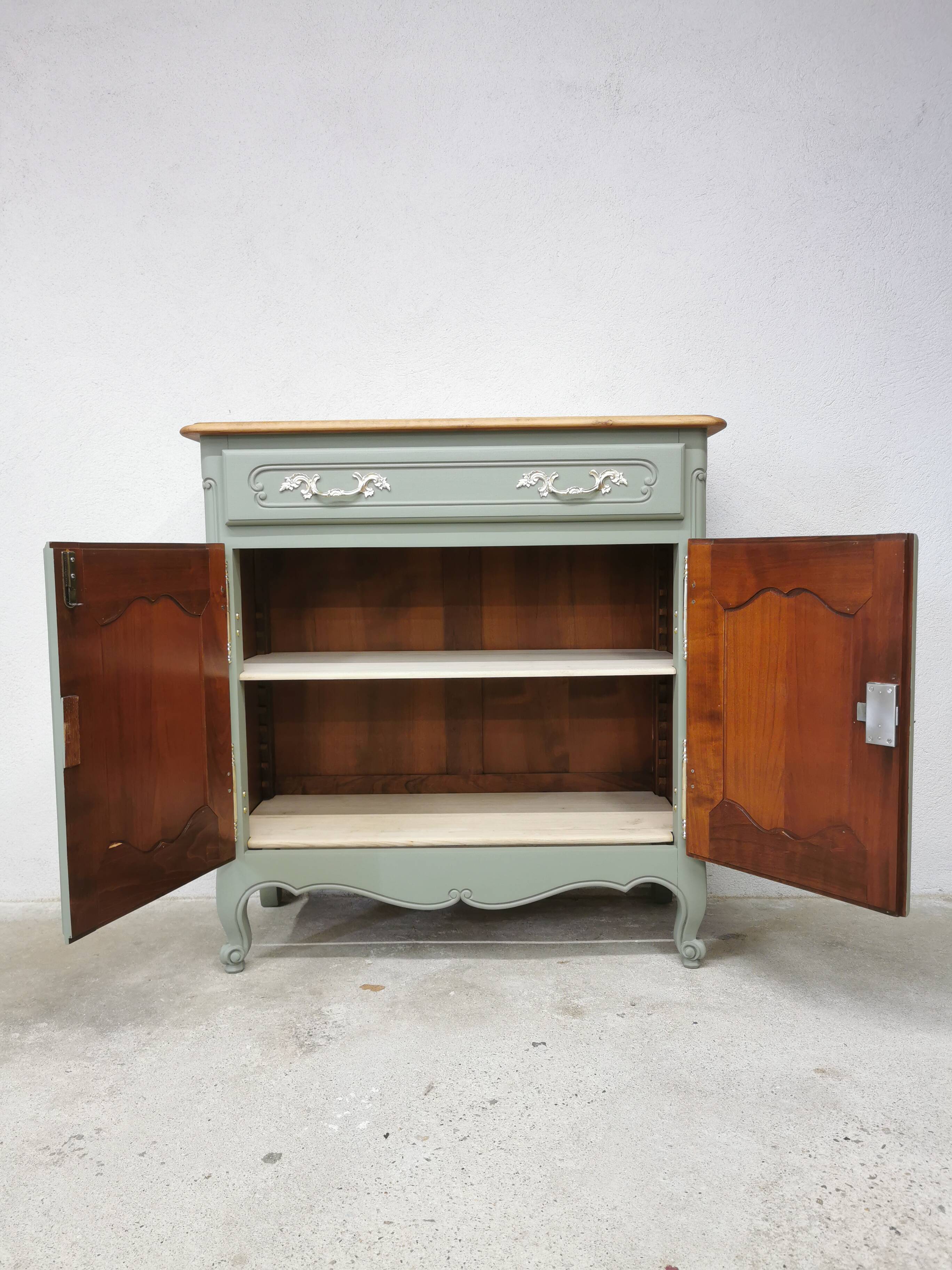 Vintage buffet in cherry wood refurbished