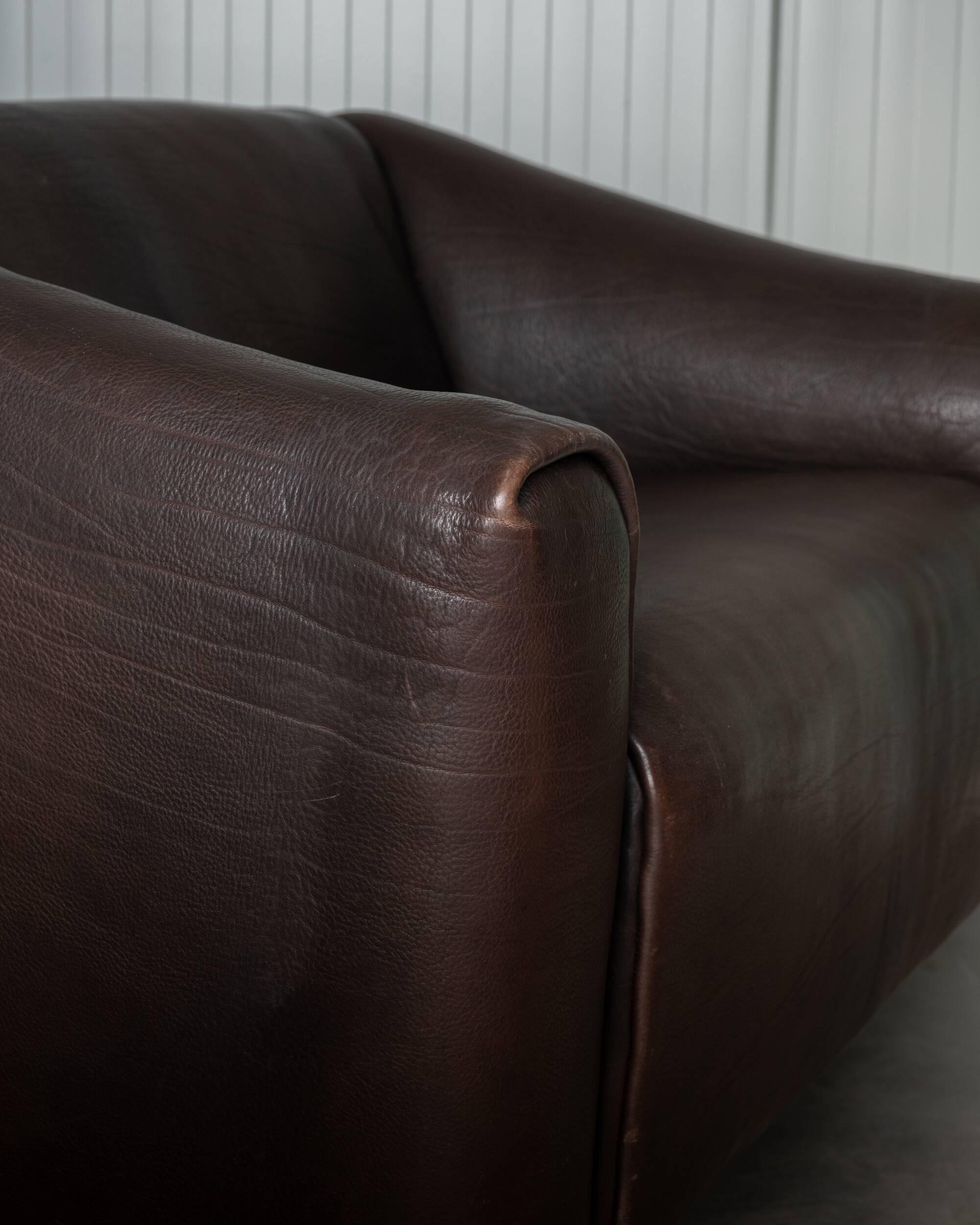 Vintage DS-47 Two-Seater Sofa by De Sede, Neck Leather Extendable Seat 1970