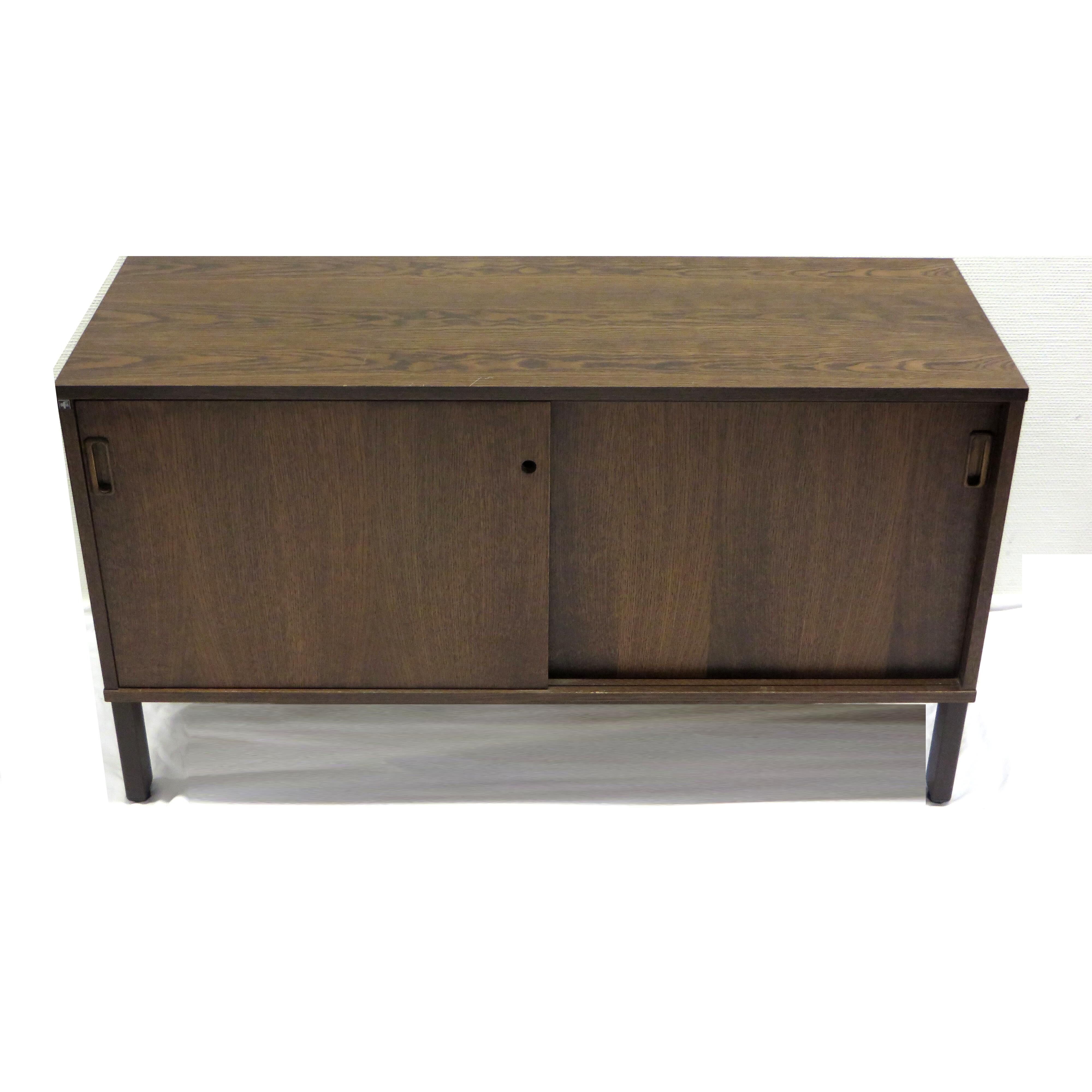 Sideboard  60