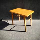 Baumann children's desk