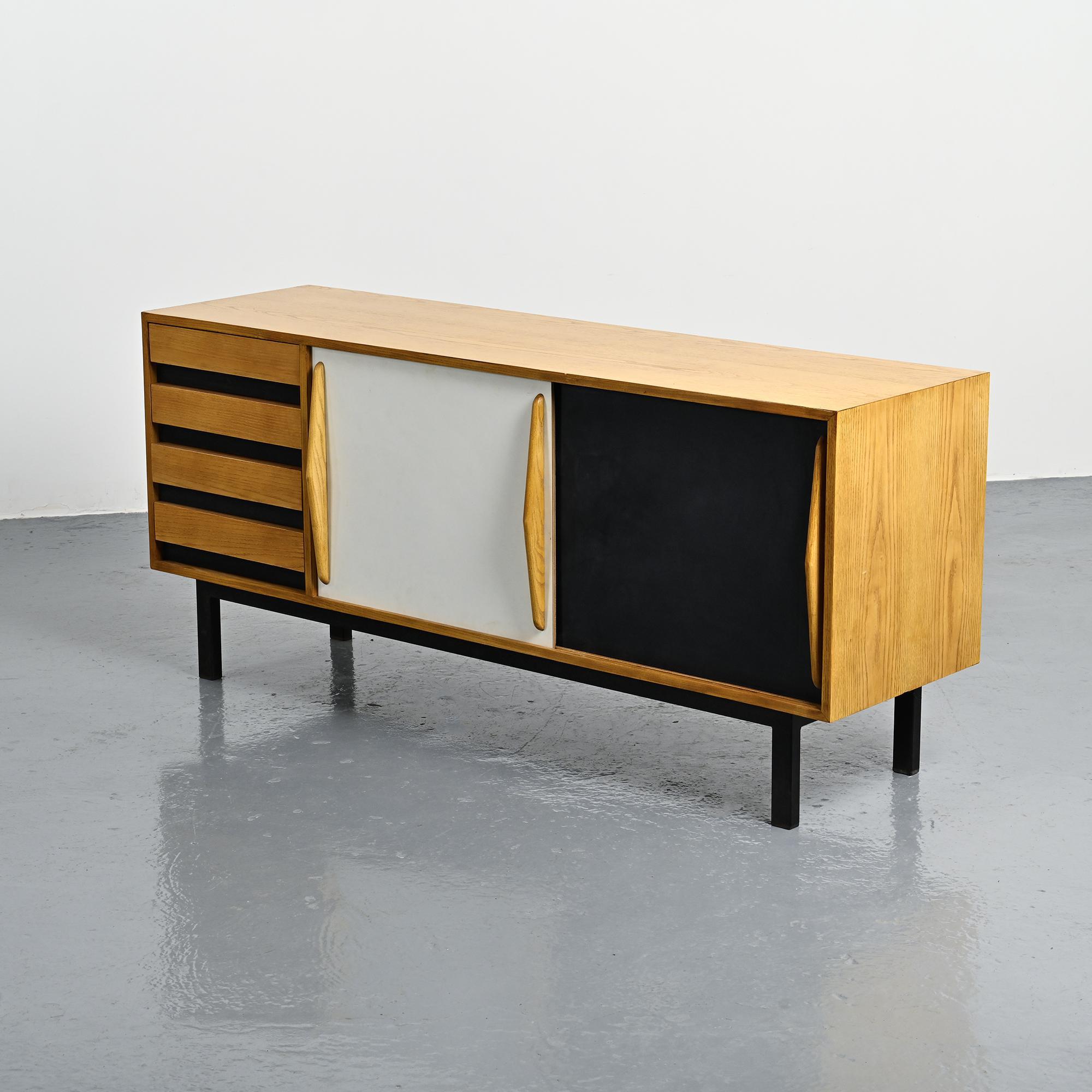 Enfilade Cansado par Charlotte Perriand, circa 1960