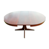 Baumann style table with system