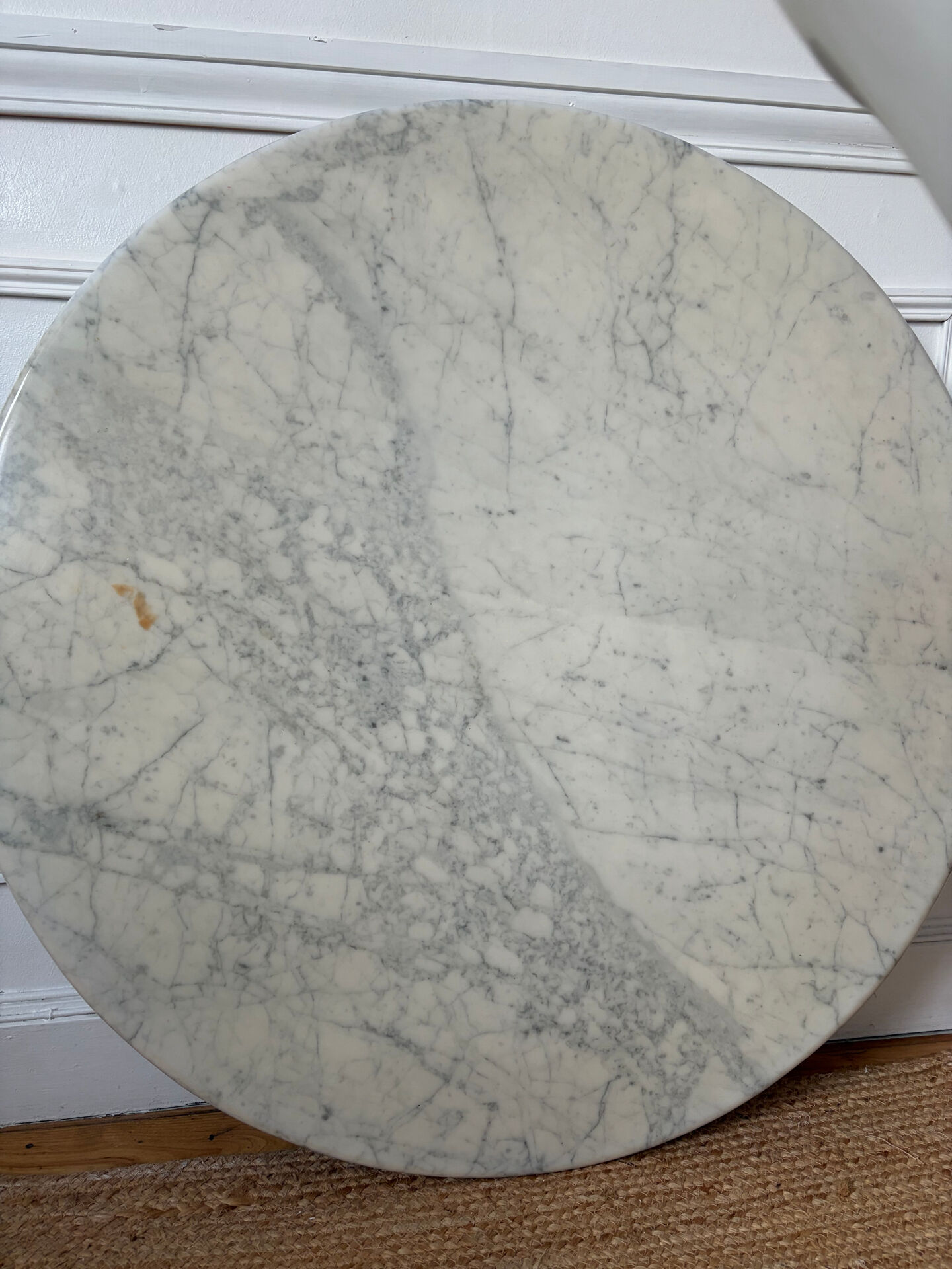 Vintage 1970 marble tulip table