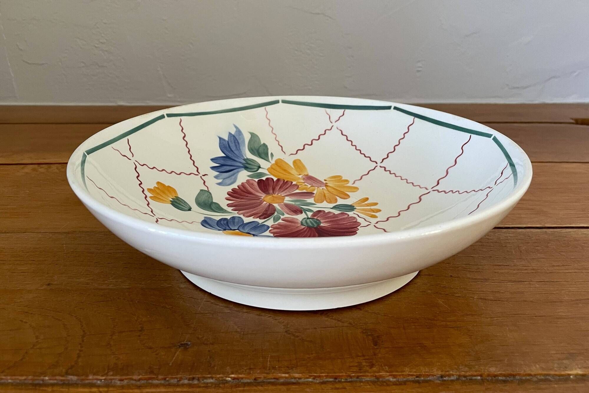 Antique compote dish in earthenware from Choisy-le-Roi.