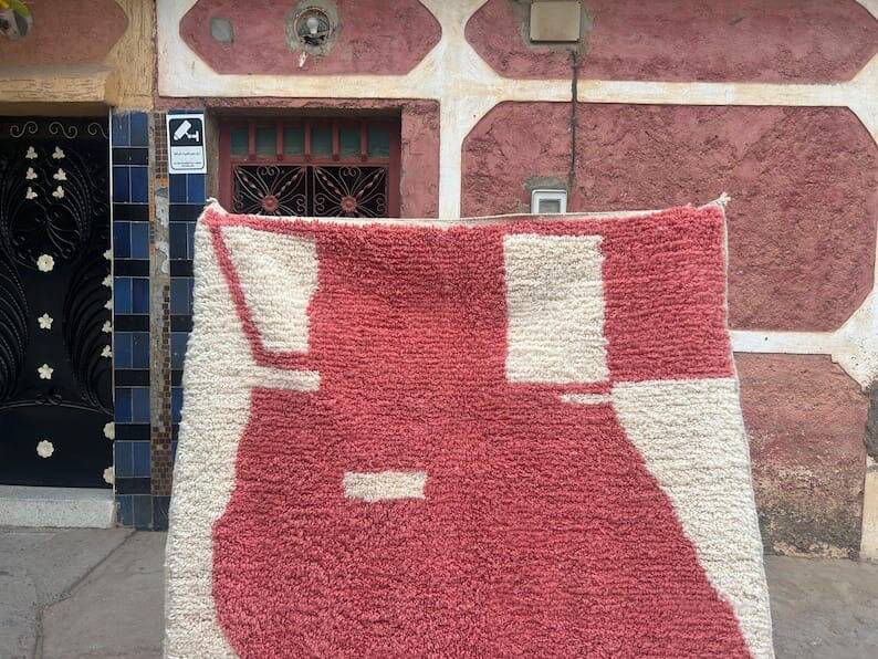Traditional handmade Berber rug, size 100 x 200 cm