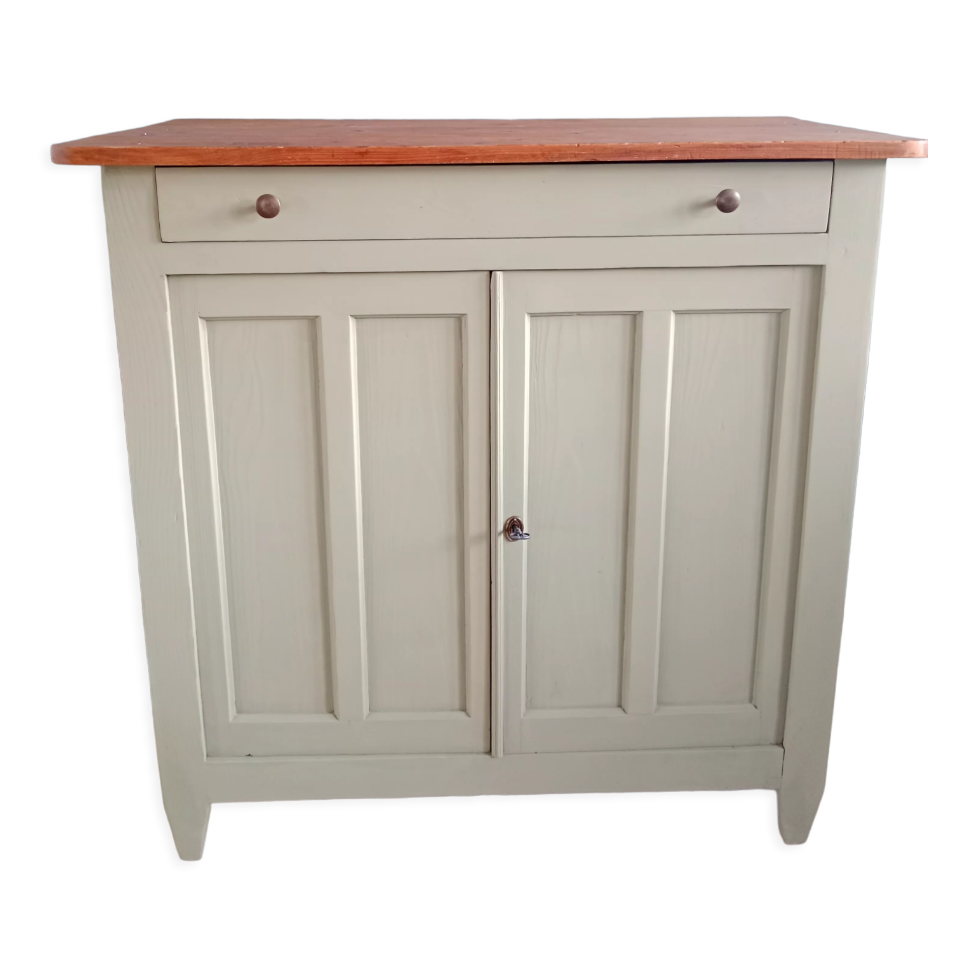 Khaki Parisian buffet