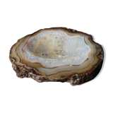 Empty pocket in agate