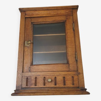 Small wall cabinet