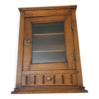 Small wall cabinet