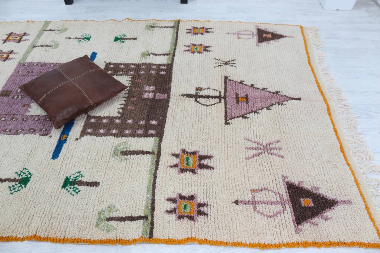 Berber rug, moroccan rugs and crafts 243 x 146 cm