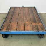 Grand chariot table basse industrielle bleue, 1960