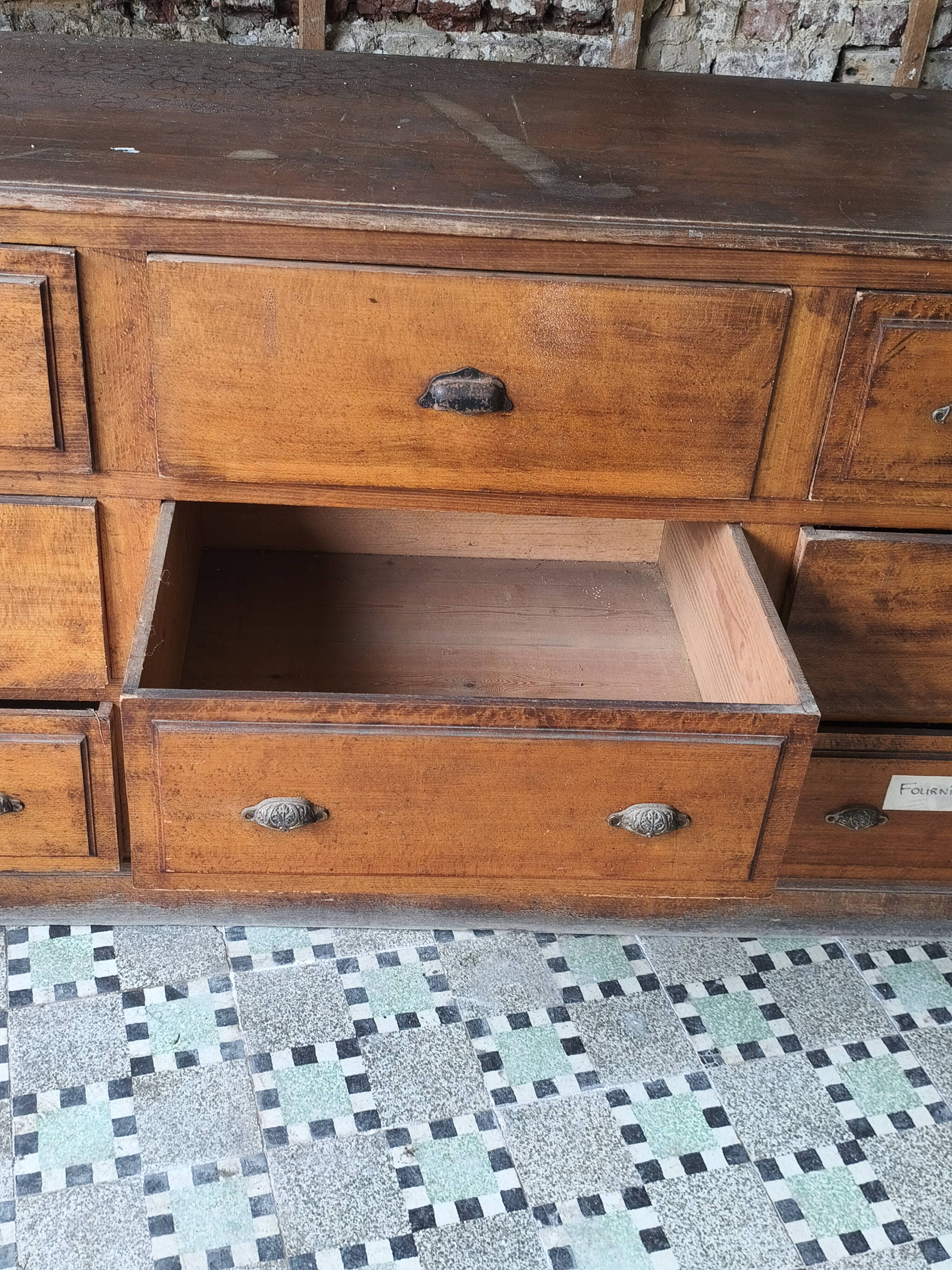 XL double-sided professional cabinet with drawers