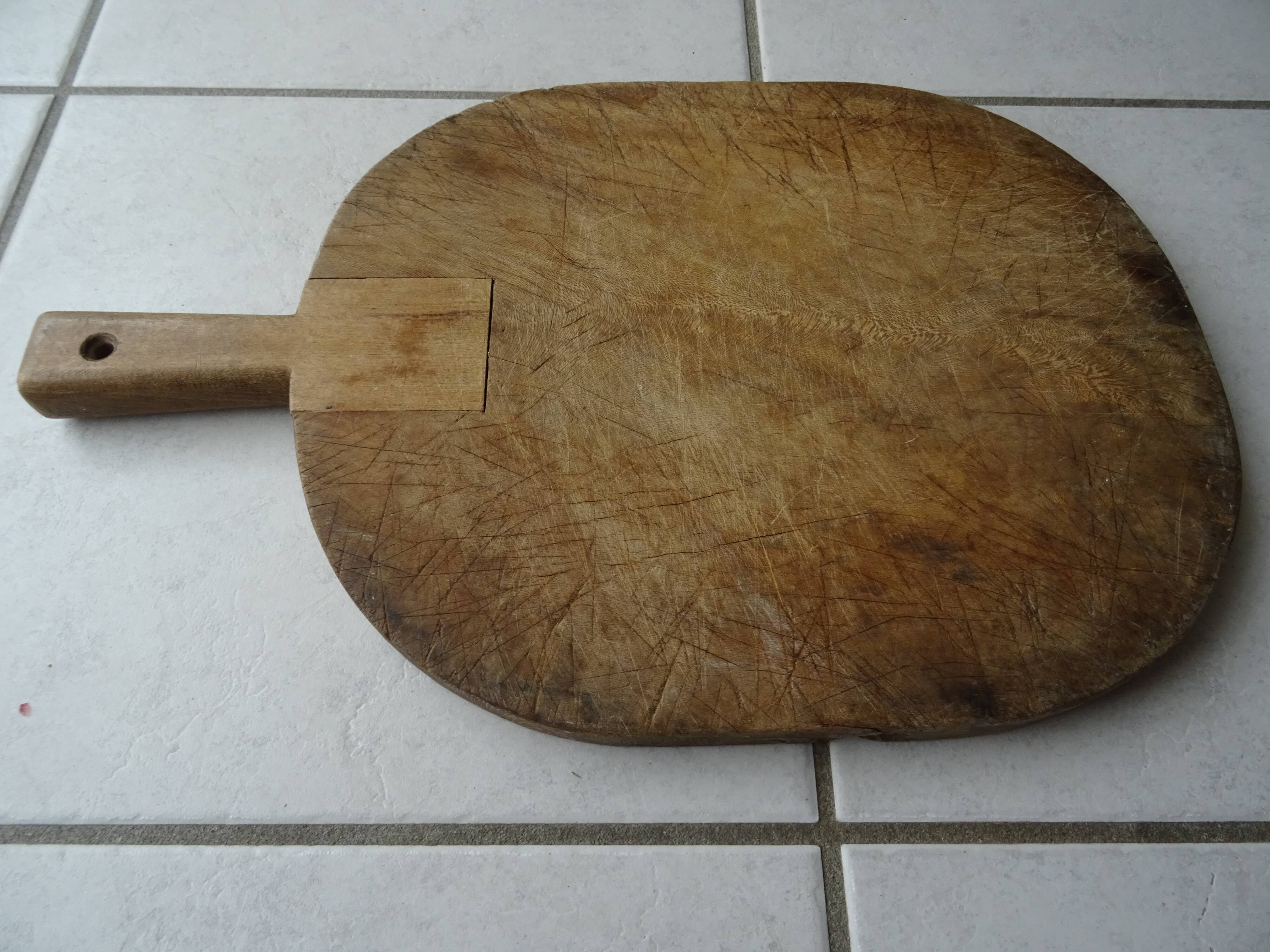 Provence solid wood cutting board