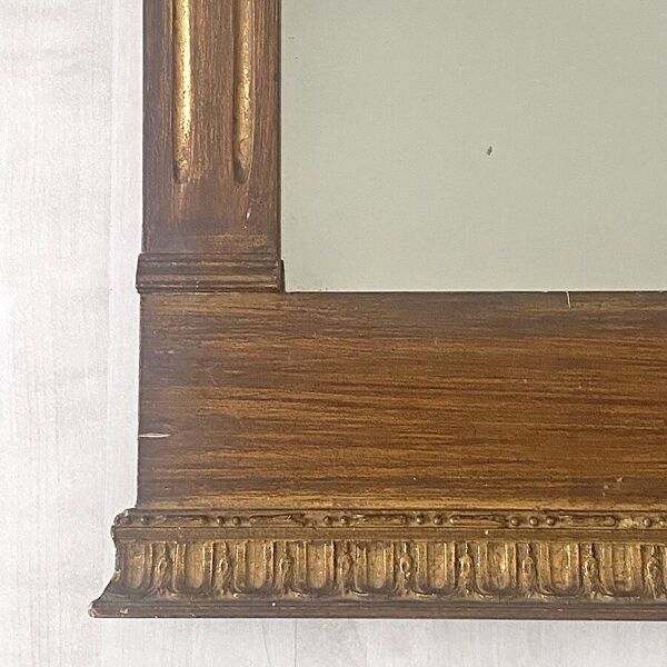 Petit miroir doré style louis XVI