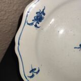 Assiette ancienne en Faïence du Nord à décor floral bleu XVIIIème Siècle