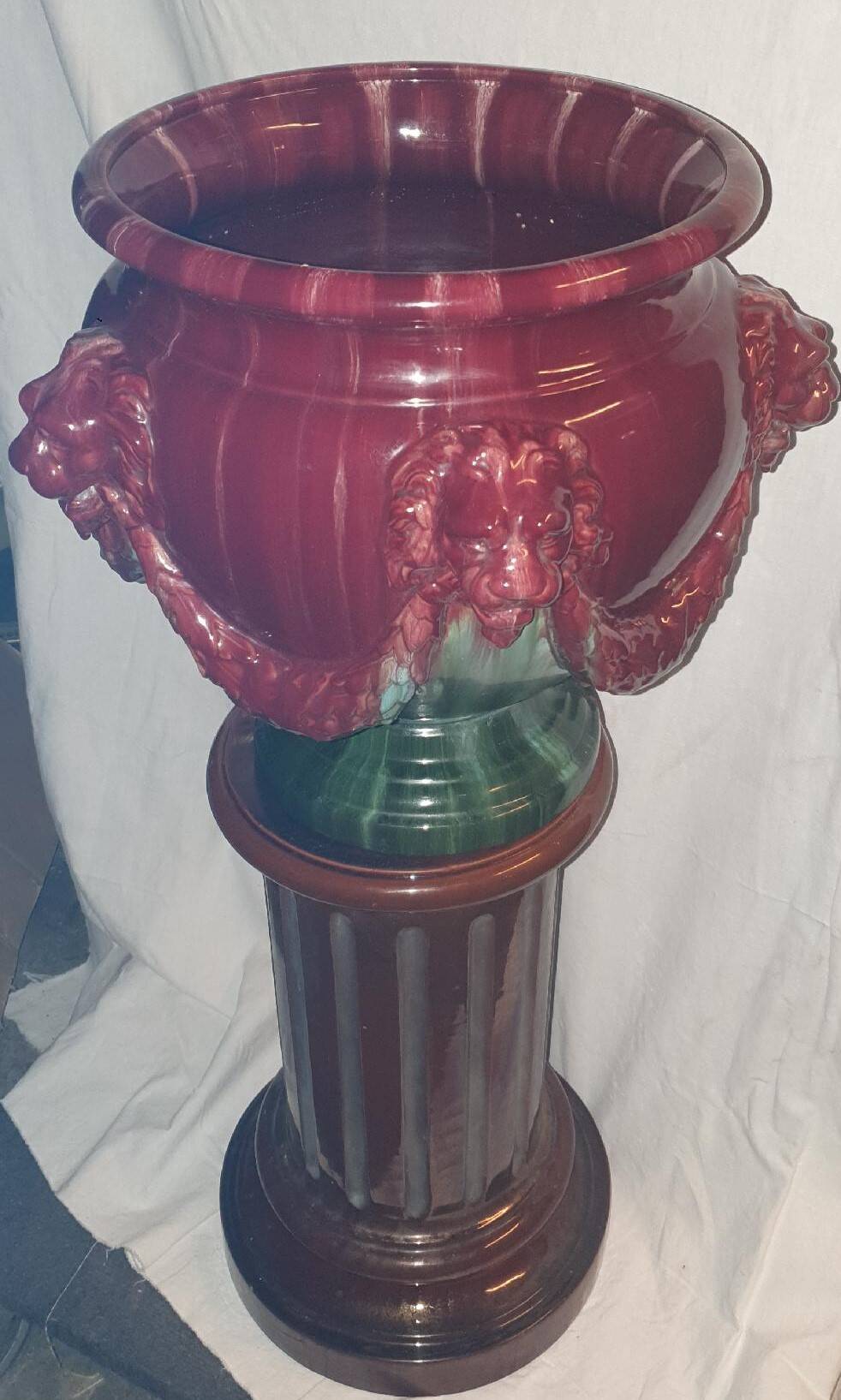 CLEMENT POT ON COLUMN CLEMENT MASSIER