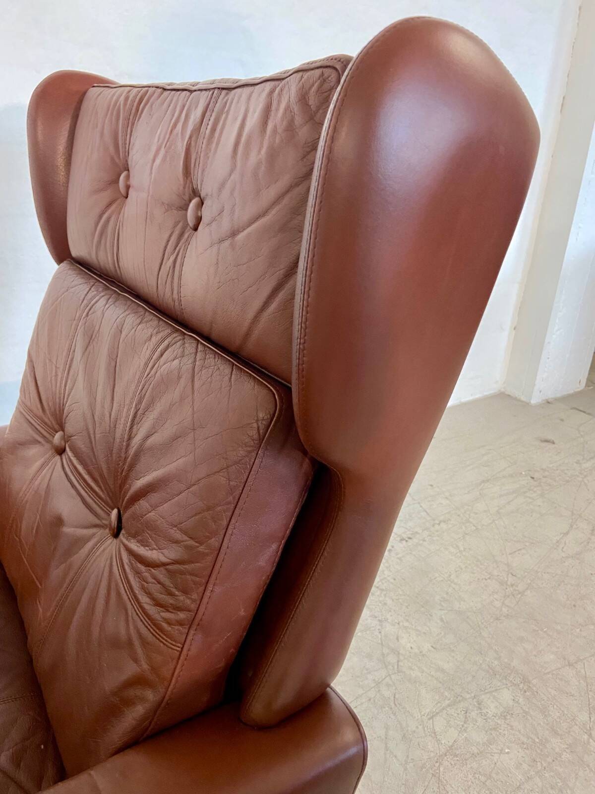 Vintage Danish retro mid-century Svend Skipper caramel brown leather chair