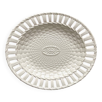 Dish in fine old earthenware, braided and openwork