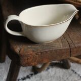 Ecru and gold earthenware sauce boat by Villeroy & Boch