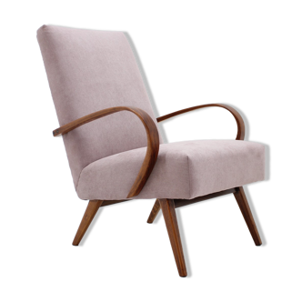 1960s Beech Armchair by Jaroslav Smidek for  TON, Czechoslovakia