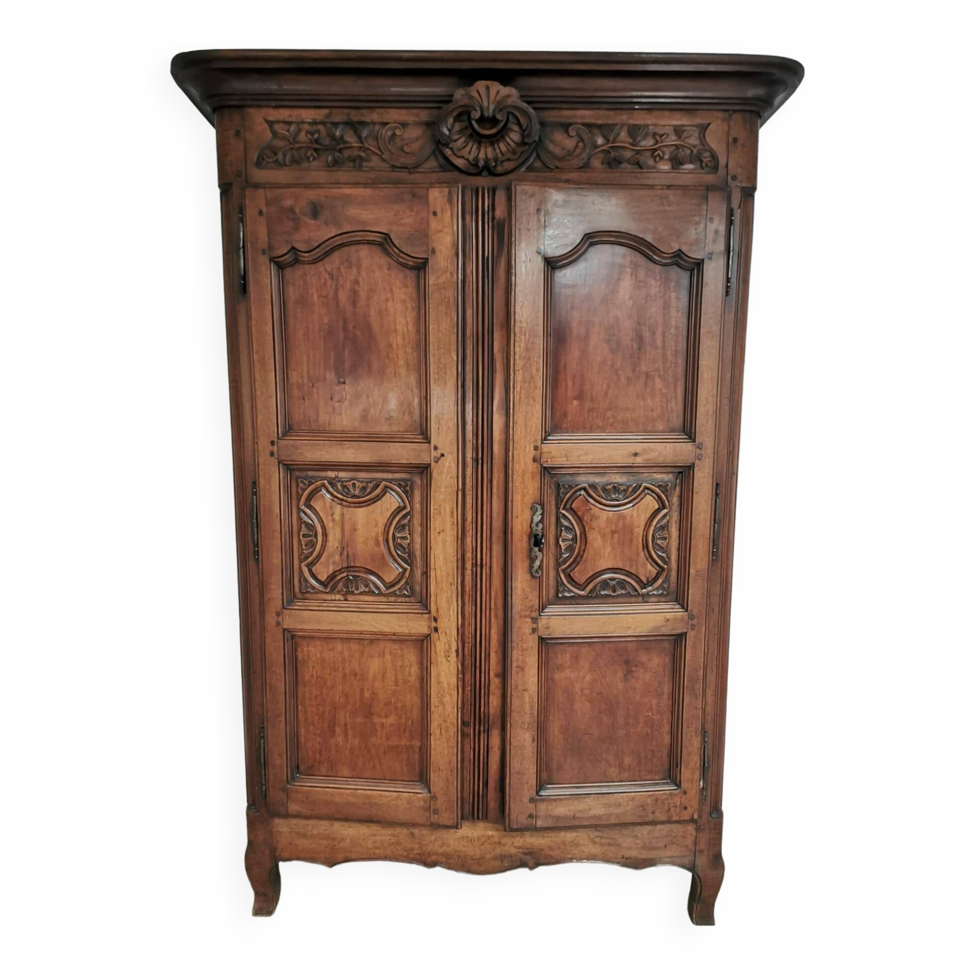 Large carved bressane wardrobe called wedding