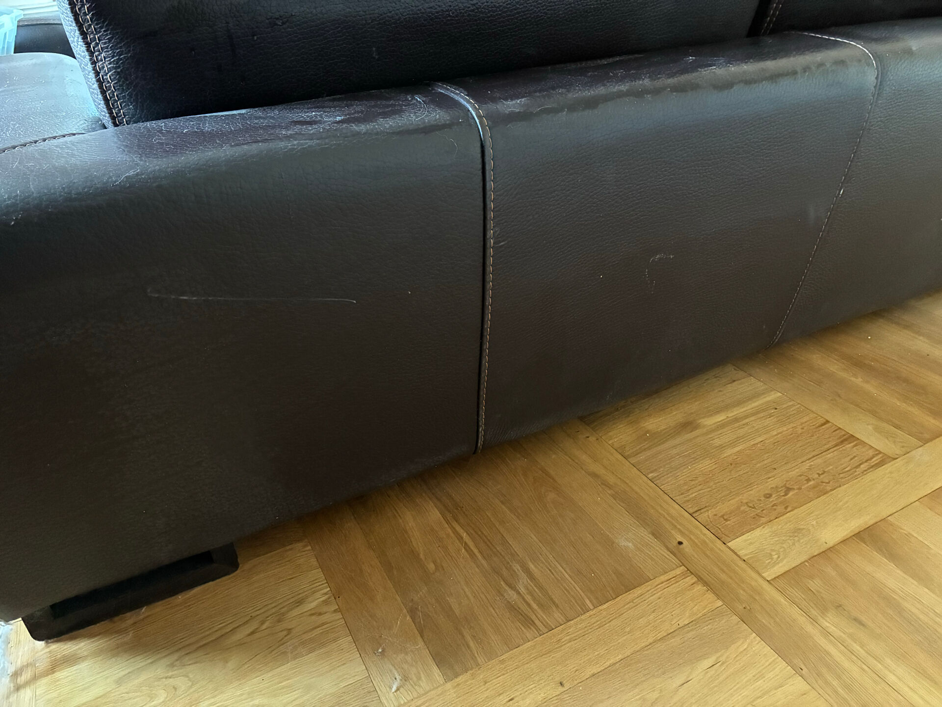 Canapé 3/4 places cuir Roche Bobois