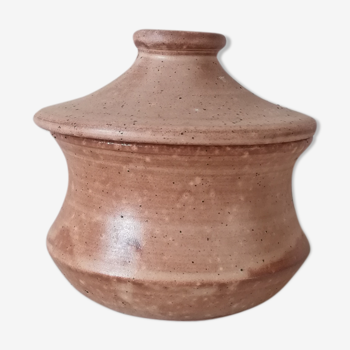 Sandstone pot