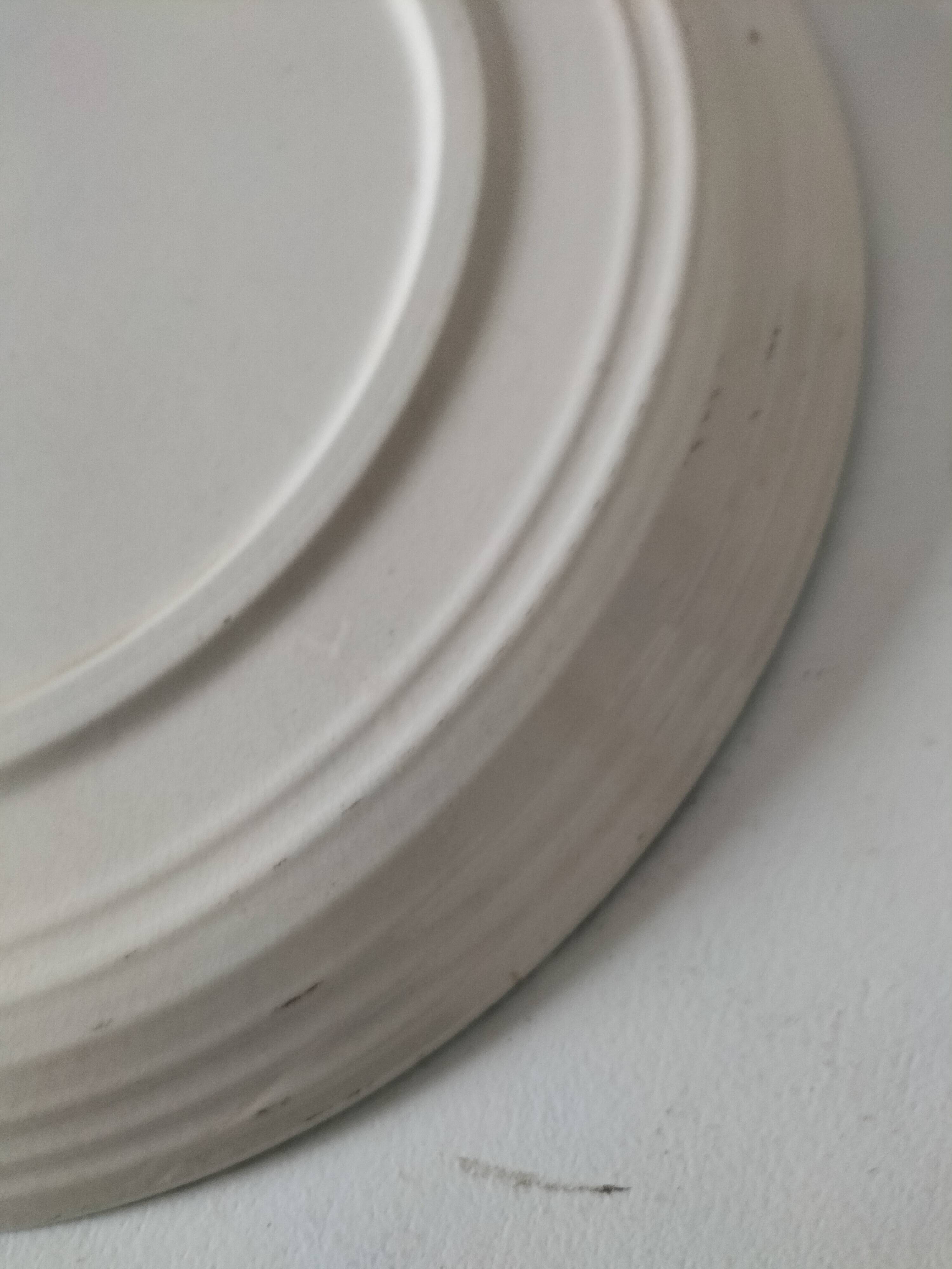 Assiette vintage décor floral stylisé – années 60/70