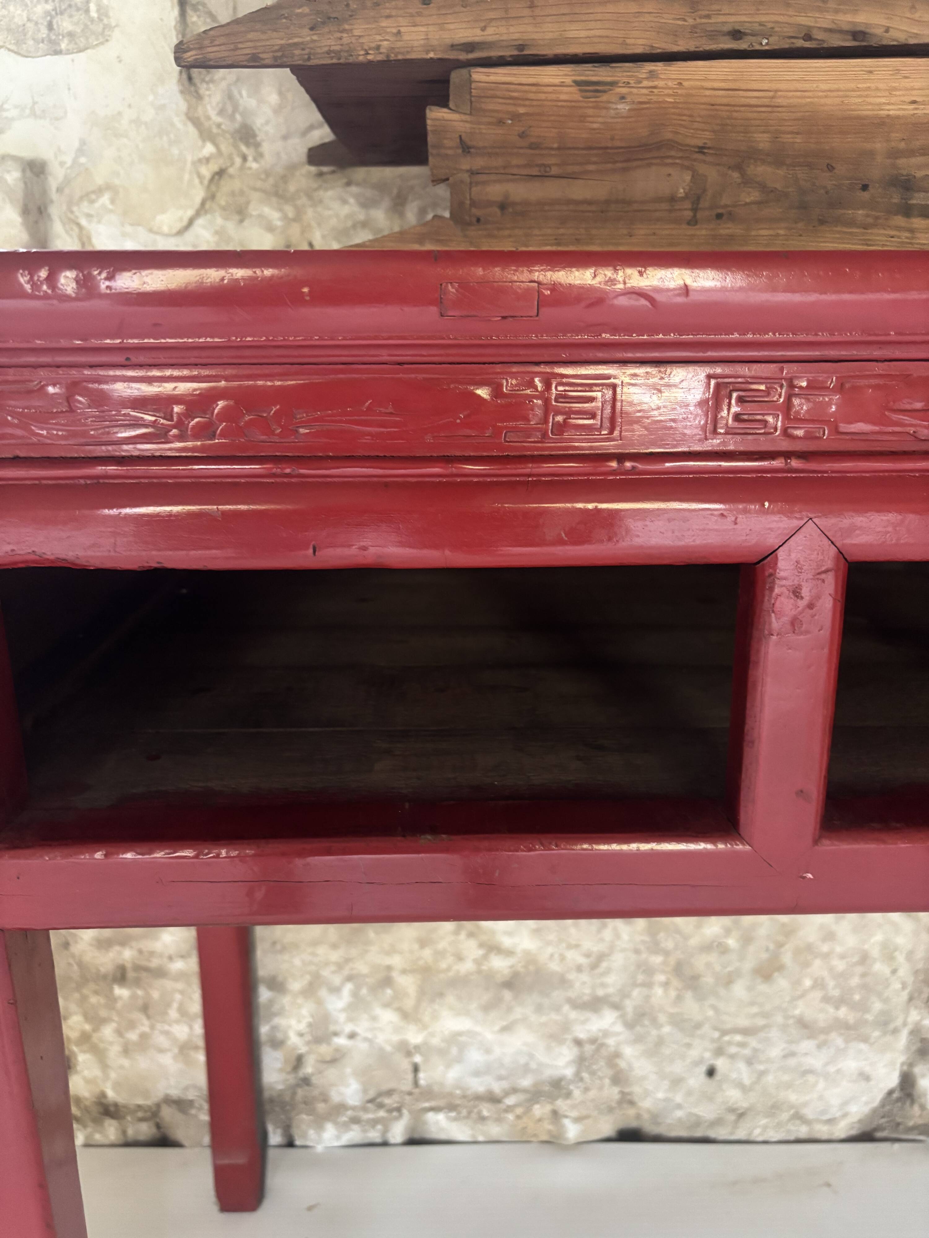 Chinese bureau in lacquered elm – 19th century