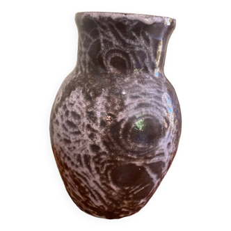 Vase brutaliste