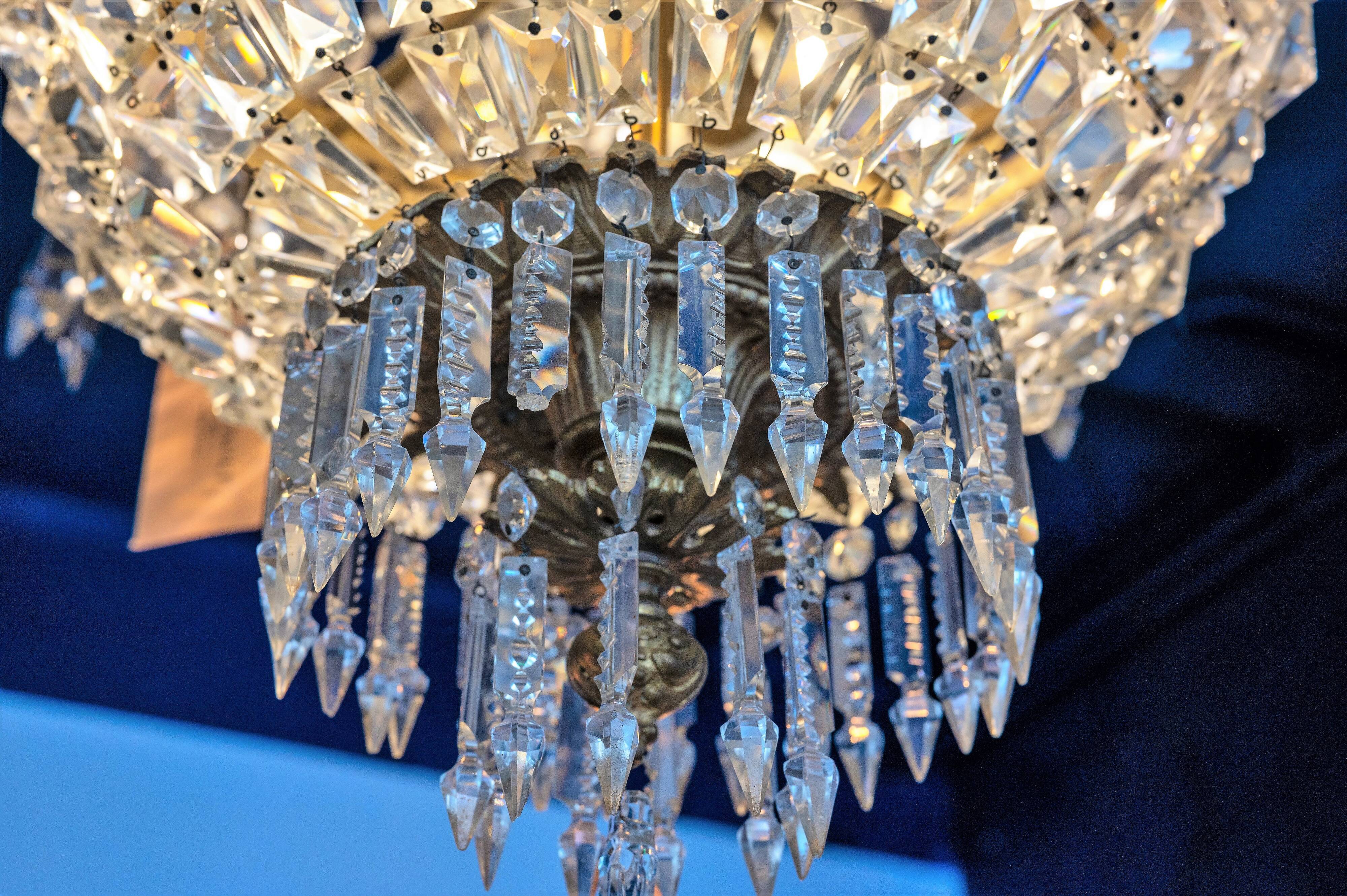 Beautiful antique French "Sac a Perle" chandelier