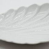 Ceramic benign-shaped ramekin