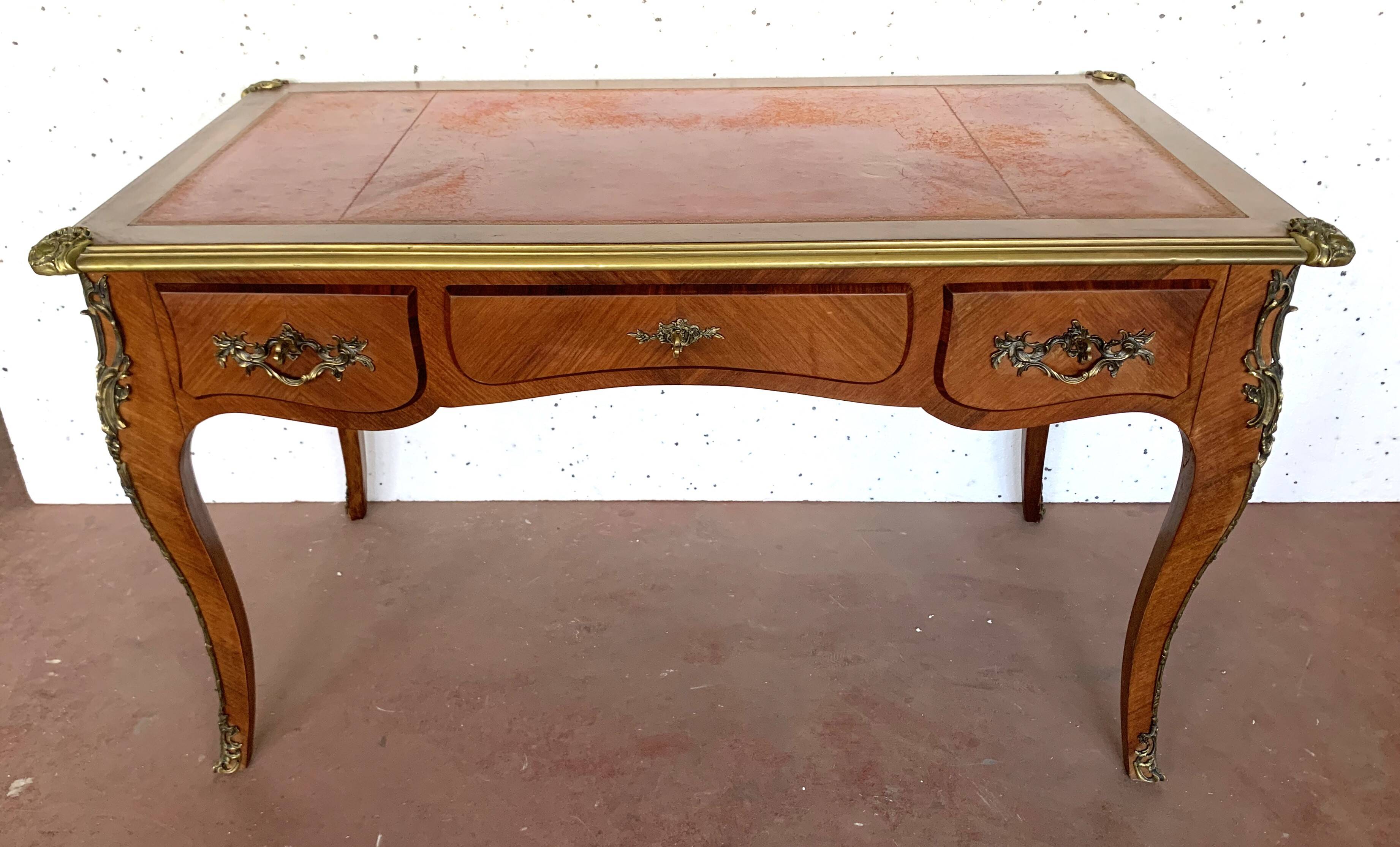 Louis XV style state desk Red leather top 20th century
